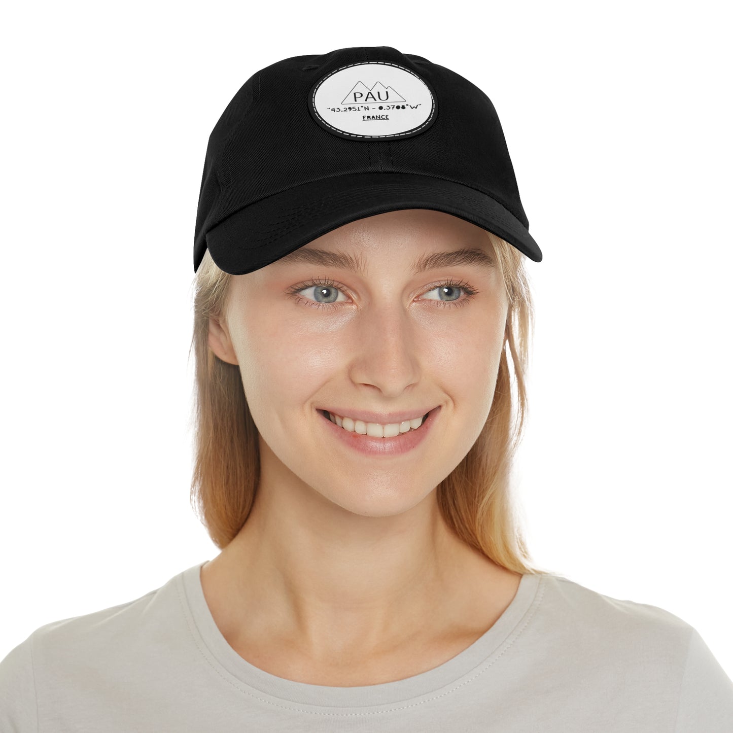 Casquette "PAU LOCATION" by TiflaCustom.